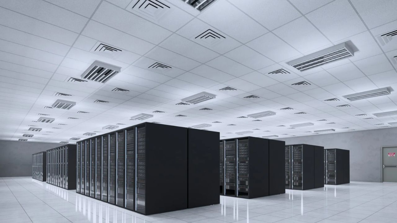 Why Is Rapid Deployment Critical for Modern Cold Aisle Containment